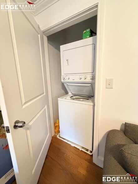 Building Photo - 1798 Beacon St