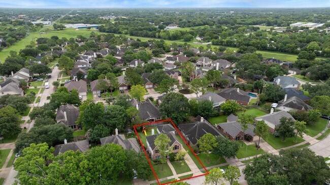 Building Photo - 3319 Harbrook Dr