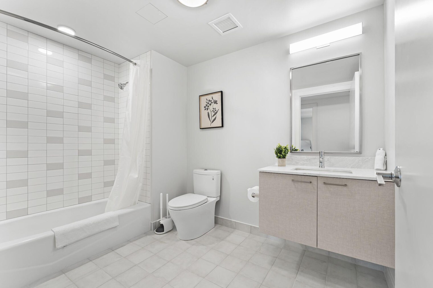 Building Photo - 280 Western Ave