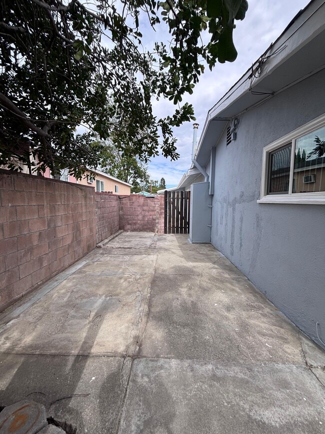 Building Photo - 17178 McKeever St