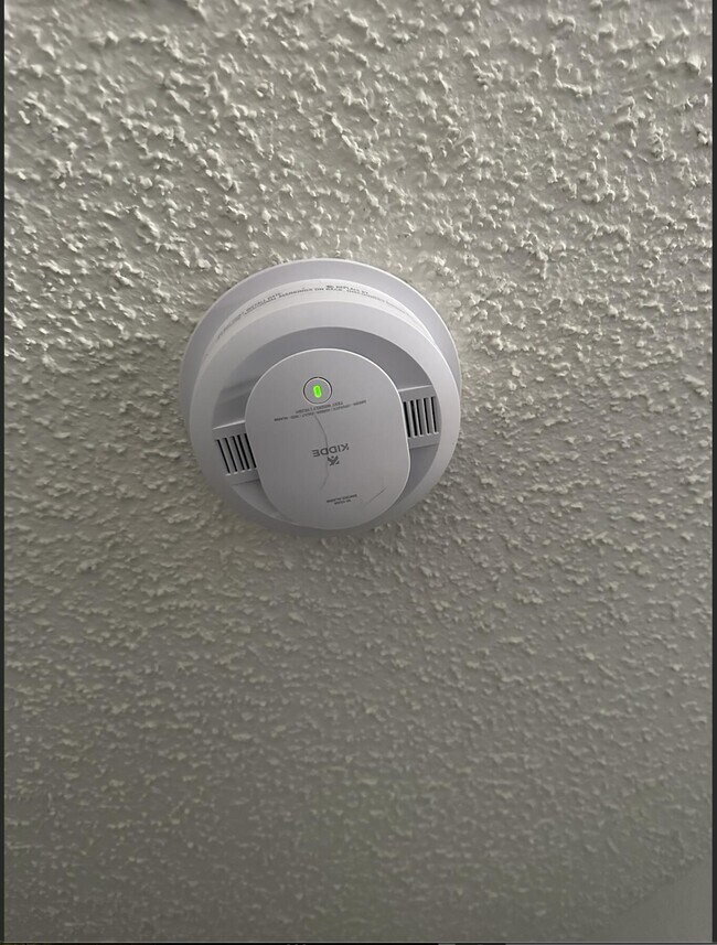 Building Photo - 9001 Indiana Ave