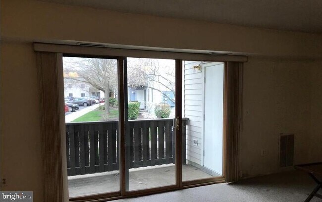 Building Photo - 1105 Aspen Dr