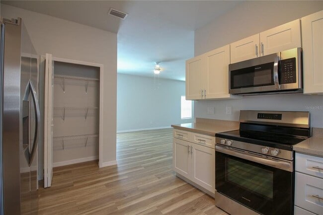 Building Photo - 1510 Las Villas Blvd