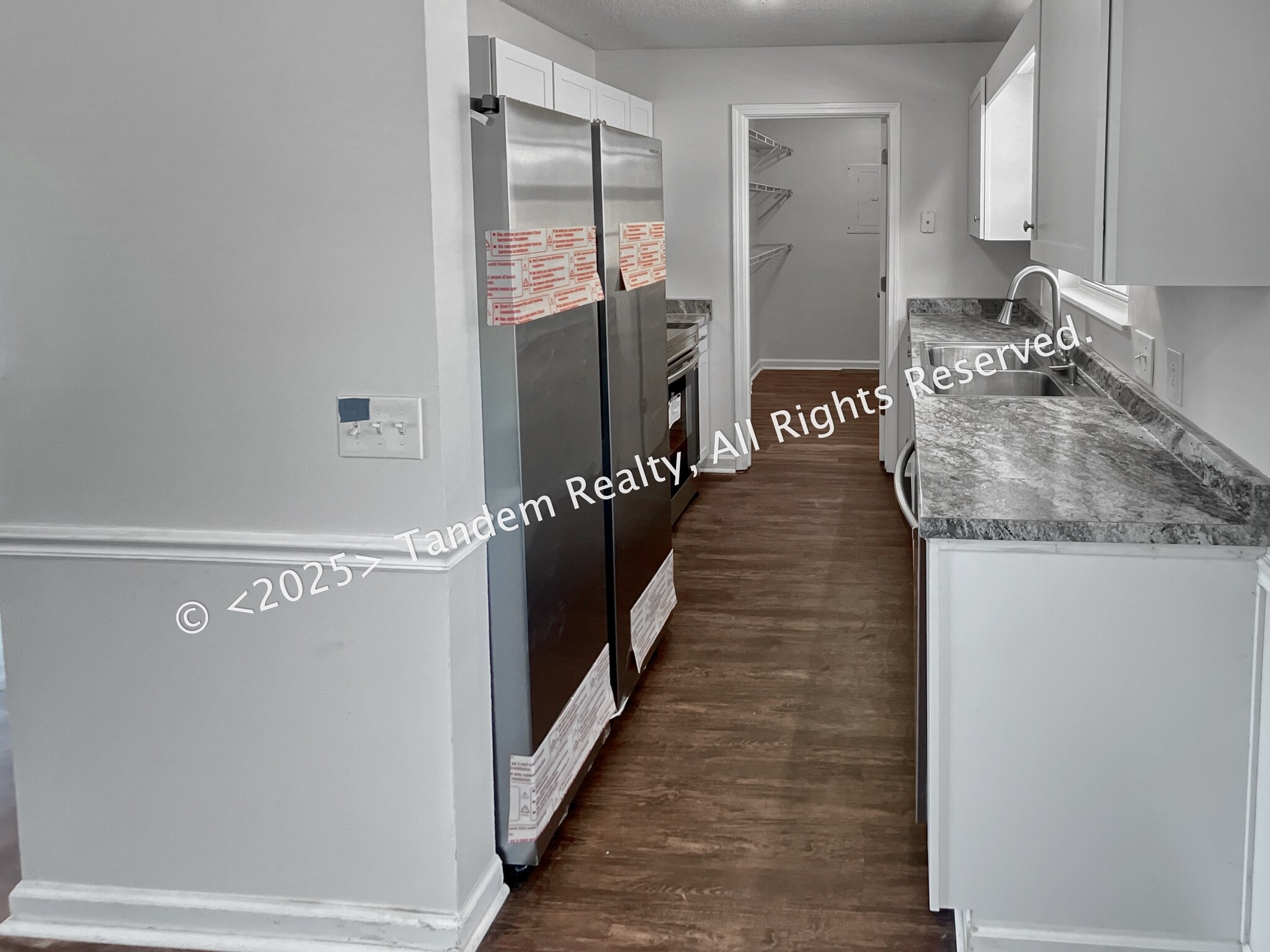 Building Photo - 1412 Woodchimes Ct