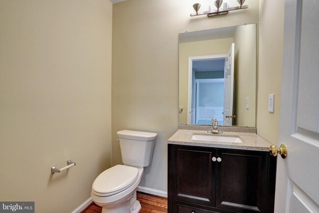 Building Photo - 115 Gleneagles Dr