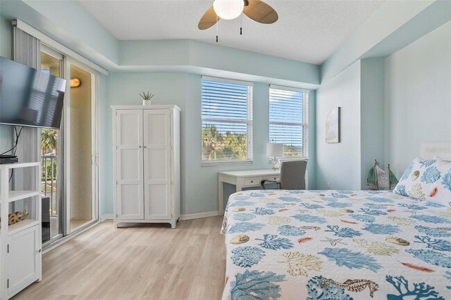 Building Photo - 104 Surfview Dr