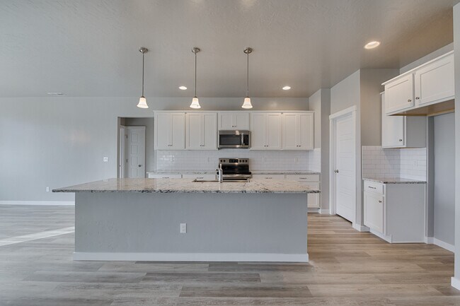 Building Photo - 4592 S Merrivale Pl