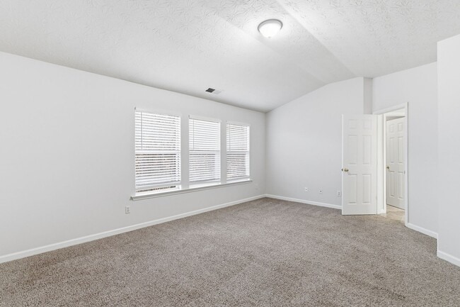 Building Photo - !!!MOVE-IN SPECIAL!!! Enjoy $1,200 FREE RENT when you lease with us! Apply today before this offe...