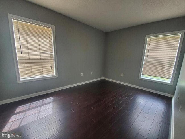 Building Photo - 15560 Horseshoe Ln
