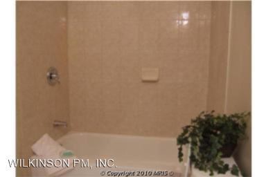 Building Photo - 2 br, 1 bath House - 8742 WALUTES CIRCLE