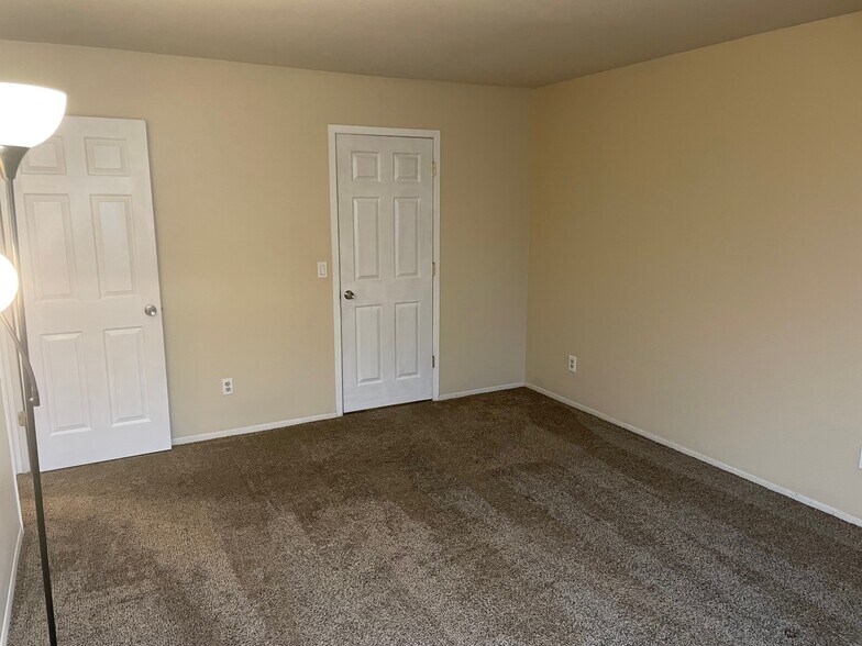 Building Photo - 50100 South Benny Court