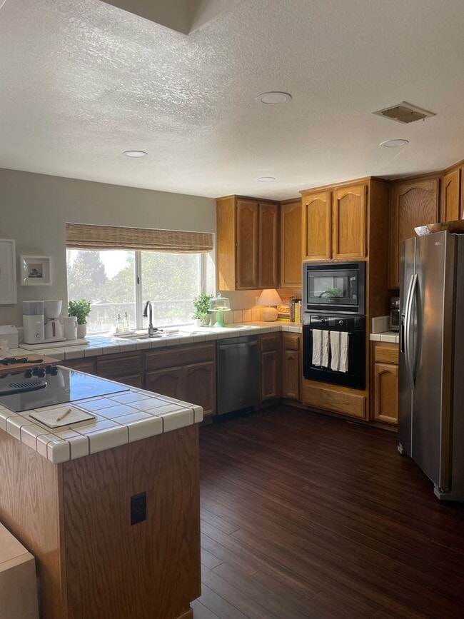 Building Photo - This Home Won't Last!!!!