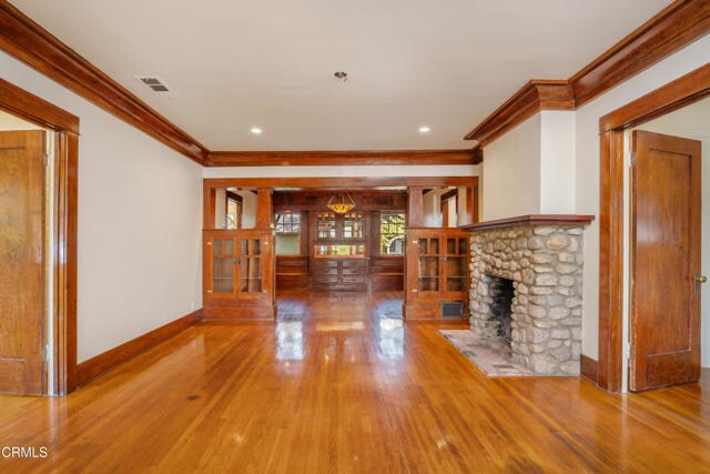Building Photo - 847 S Los Robles Ave