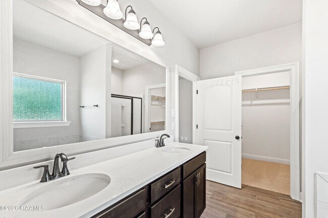 Building Photo - 128 Rose Of Sharon Ln