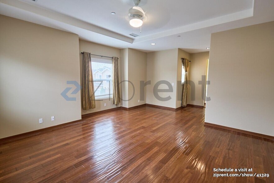 Building Photo - 8703 Belmont St