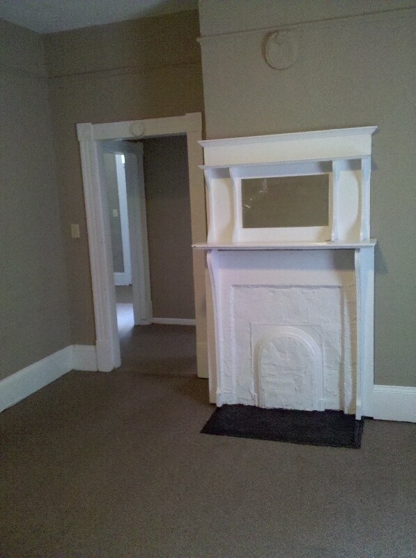 Building Photo - 1007 Curran St NW