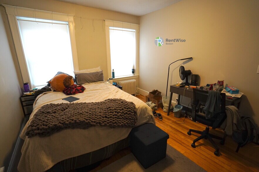 Building Photo - 228 South St