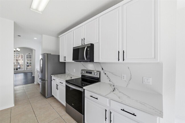 Building Photo - 412 Cypress Hill Dr