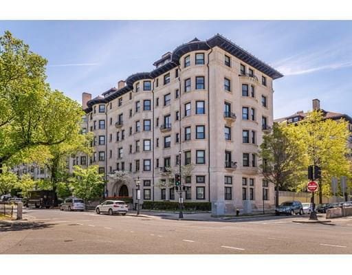 Building Photo - 416 Commonwealth Ave