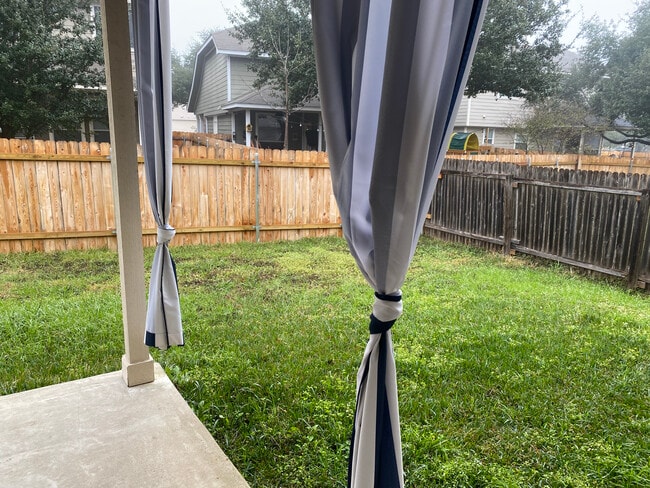 Building Photo - 1607 Kemah Dr