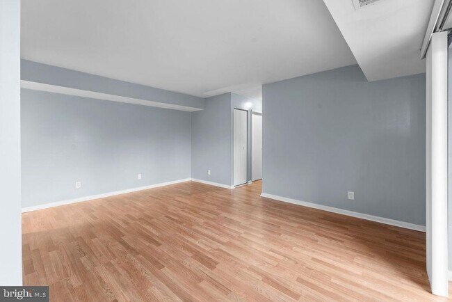 Building Photo - 6085 Majors Ln