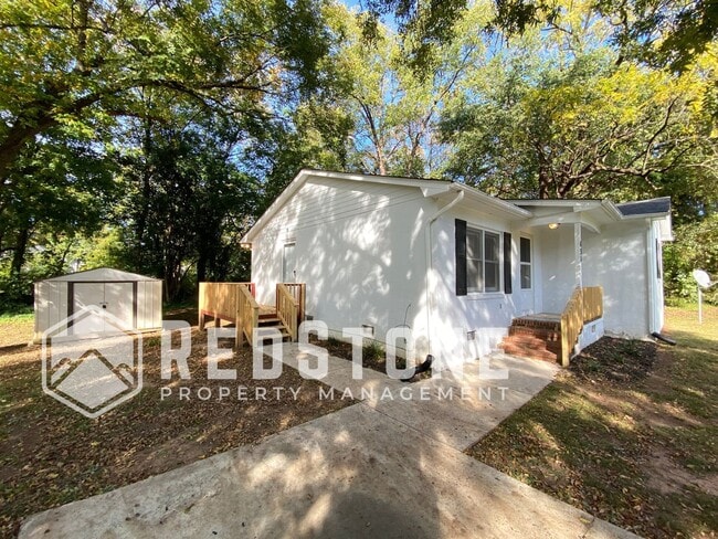 Building Photo - 431 Cleveland Ct