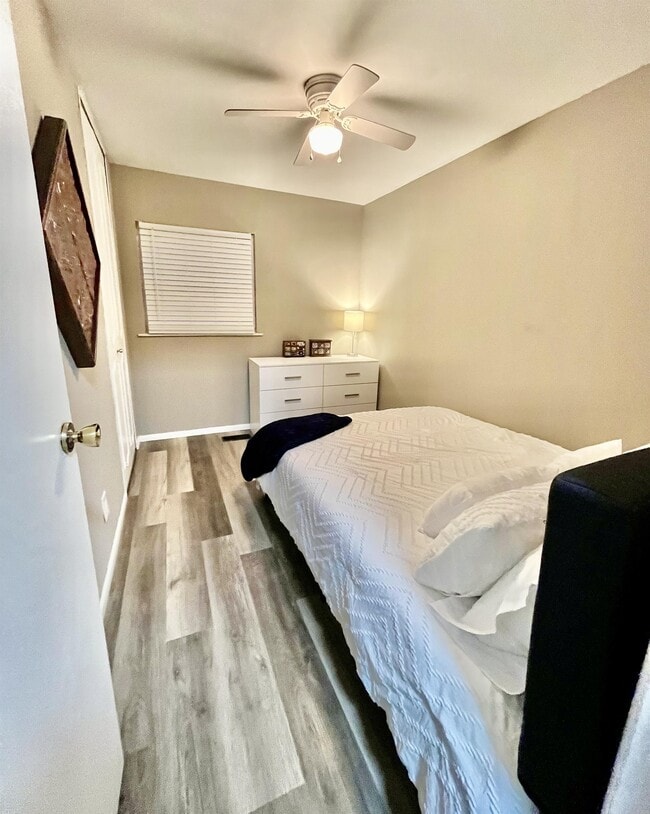 Building Photo - 618 Dogwood Dr