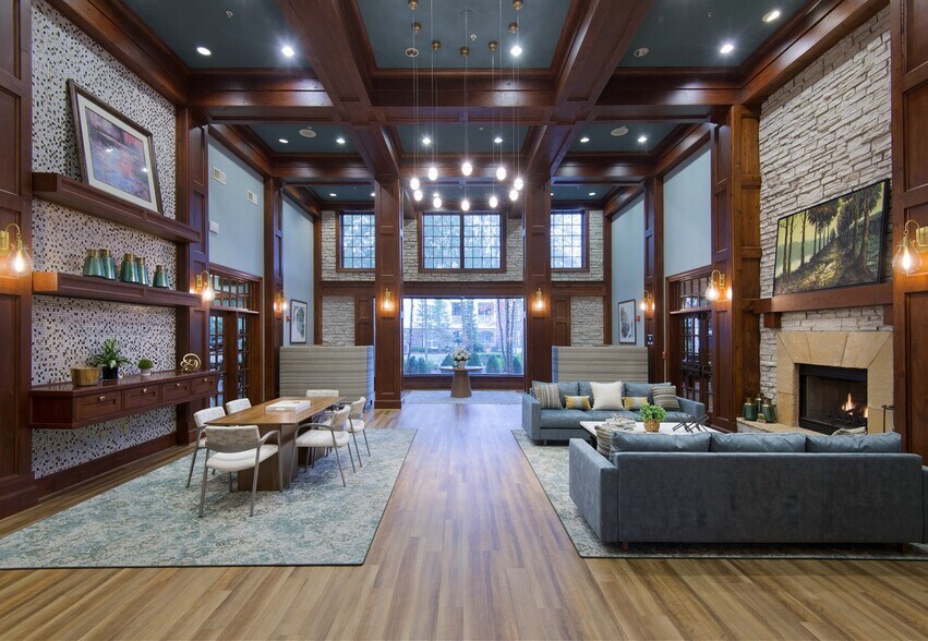 Lodge at Foxborough 400 Foxborough Blvd Foxboro MA 02035 Apartment