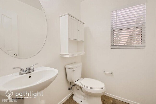 Building Photo - 4 br, 2.5 bath House - 11587 Longley Lane ...