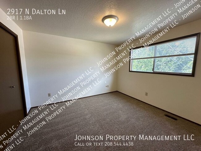 Building Photo - 2917 N Dalton Ln