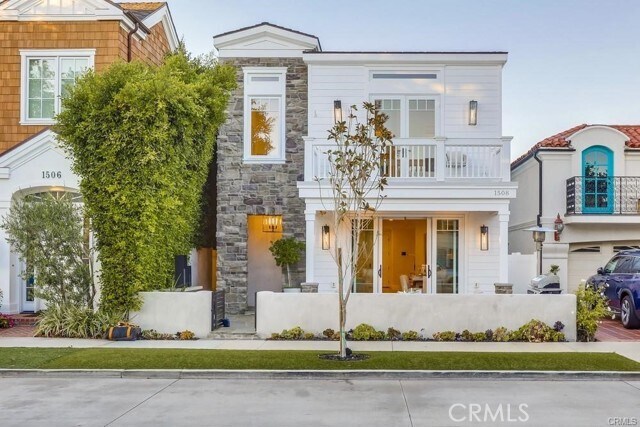 Primary Photo - 1508 E Balboa Blvd