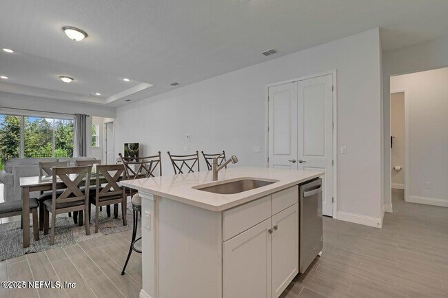 Building Photo - 4387 Sun Lily Ct