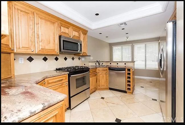 Kitchen with Nook - 1957 Temple Ave