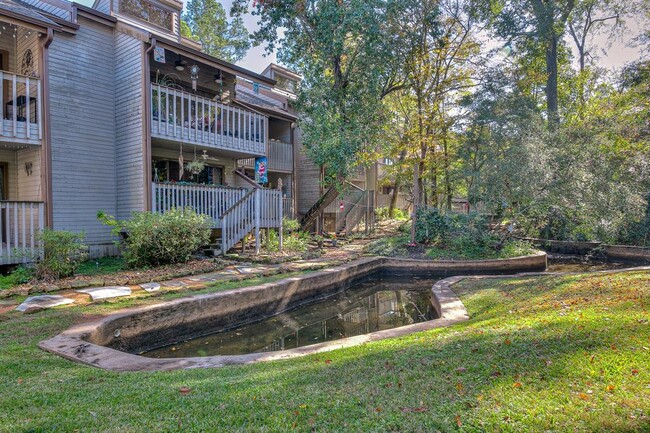 Building Photo - 3900 Aspen Dr