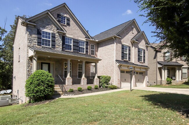 Building Photo - AVAILABLE NOW. 4 Bedroom 3 Bath. Over 3,000 square feet at  Providence Place.  Close to everythin...