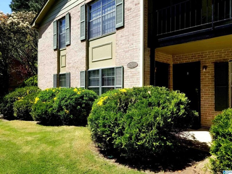 Primary Photo - 2831 Georgetown Dr