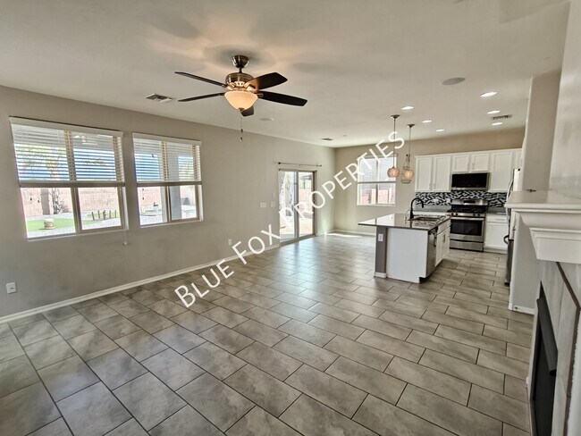 Building Photo - 8079 S Dolphin Way
