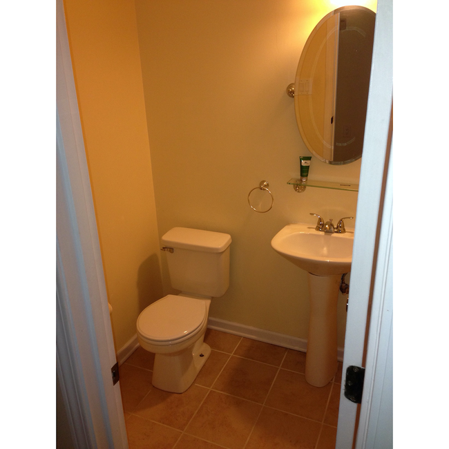 1st floor 1/2 bath - 207 Ashton Ct