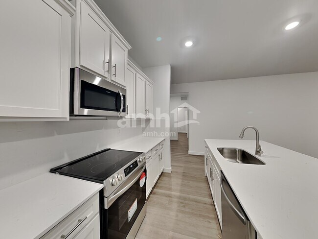 Building Photo - 12222 Thunder Creek Pky