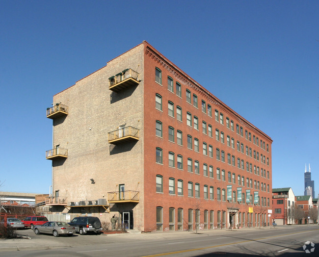 Building Photo - Millenium Lofts