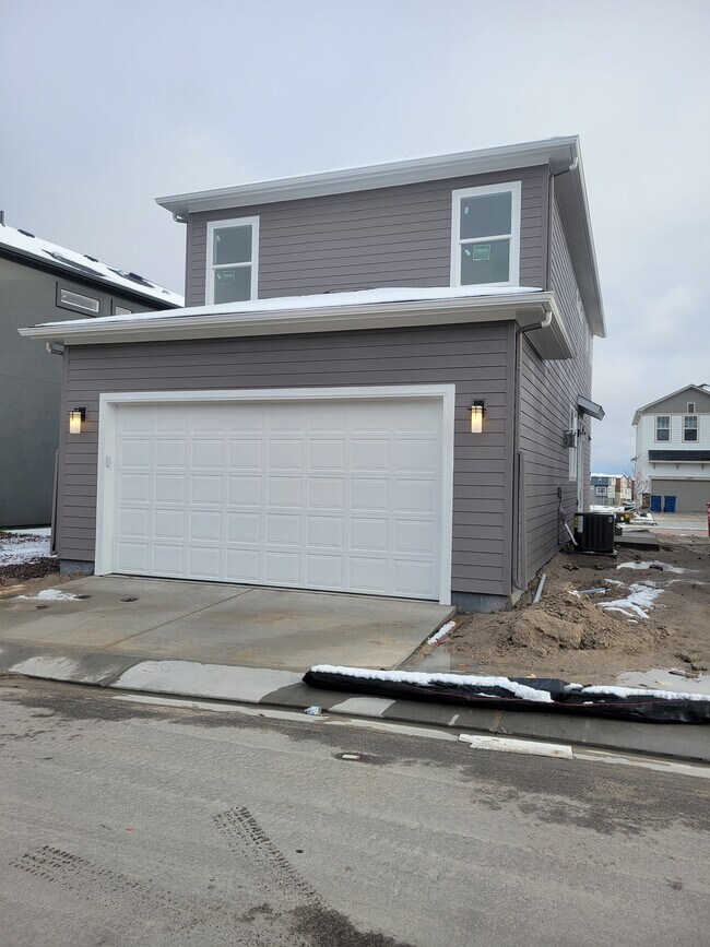 Building Photo - 6326 Levity Heights