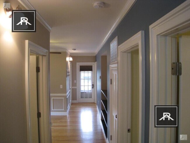 Building Photo - 3 bedroom in Brighton MA 02135