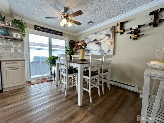 Building Photo - 28 Larch Plaza