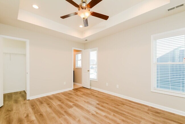 Building Photo - 138 Sunfish St