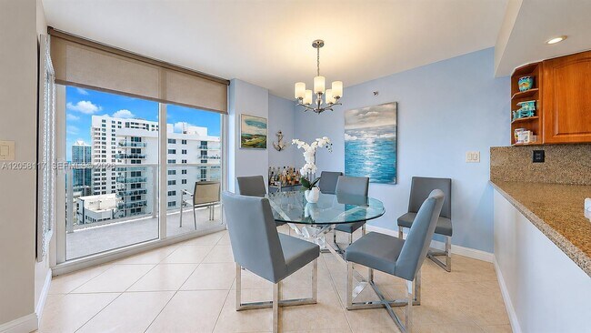 Building Photo - 2401 Collins Ave