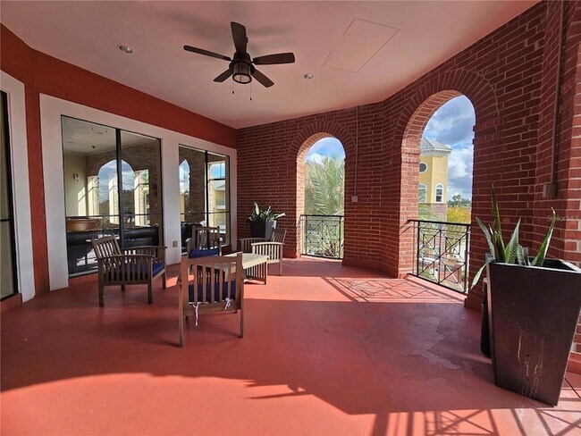 Building Photo - 1910 E Palm Ave