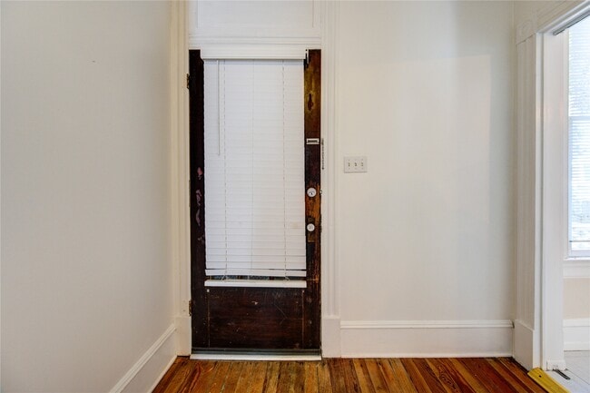 Building Photo - 1619 Avenue N