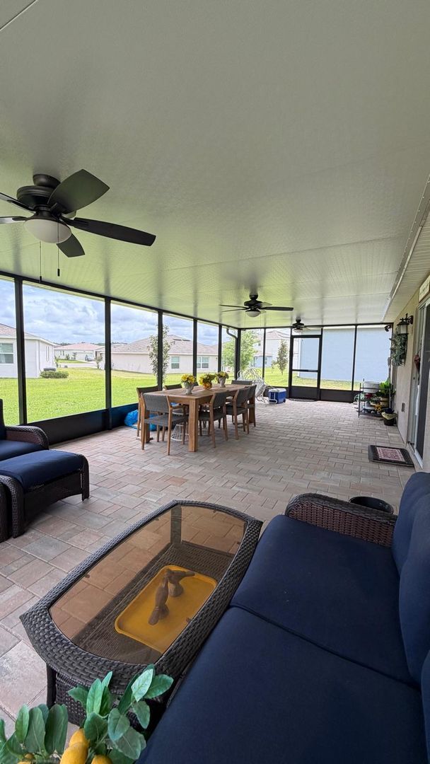 Building Photo - Beautiful 3 bed 2 bath Home - Unfurnished