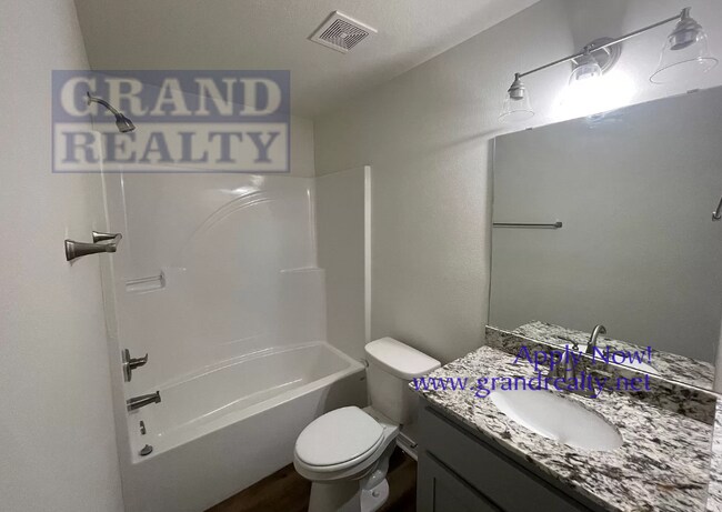 Building Photo - Brand New 2 Bedroom, 2 Bathroom Rental in ...