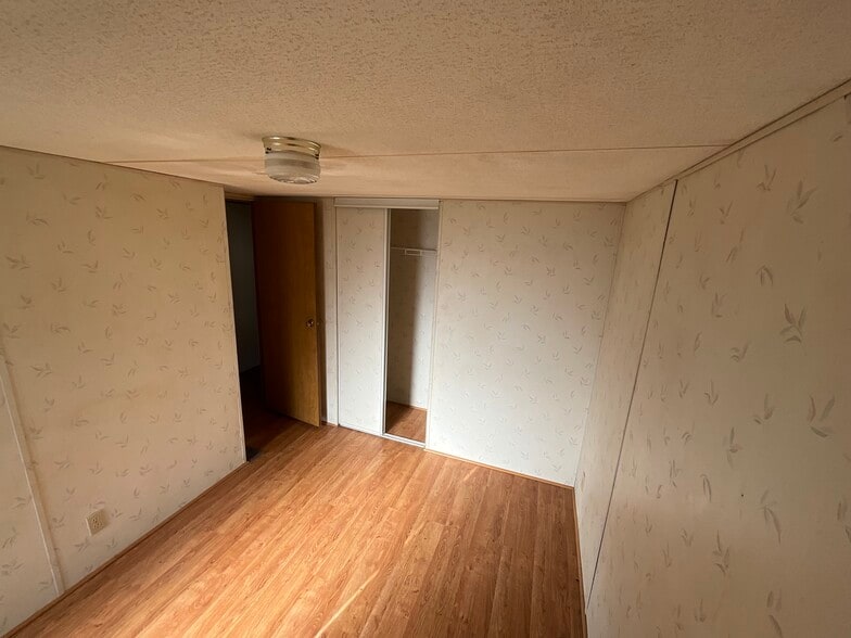 Building Photo - 45 Chadwick Way